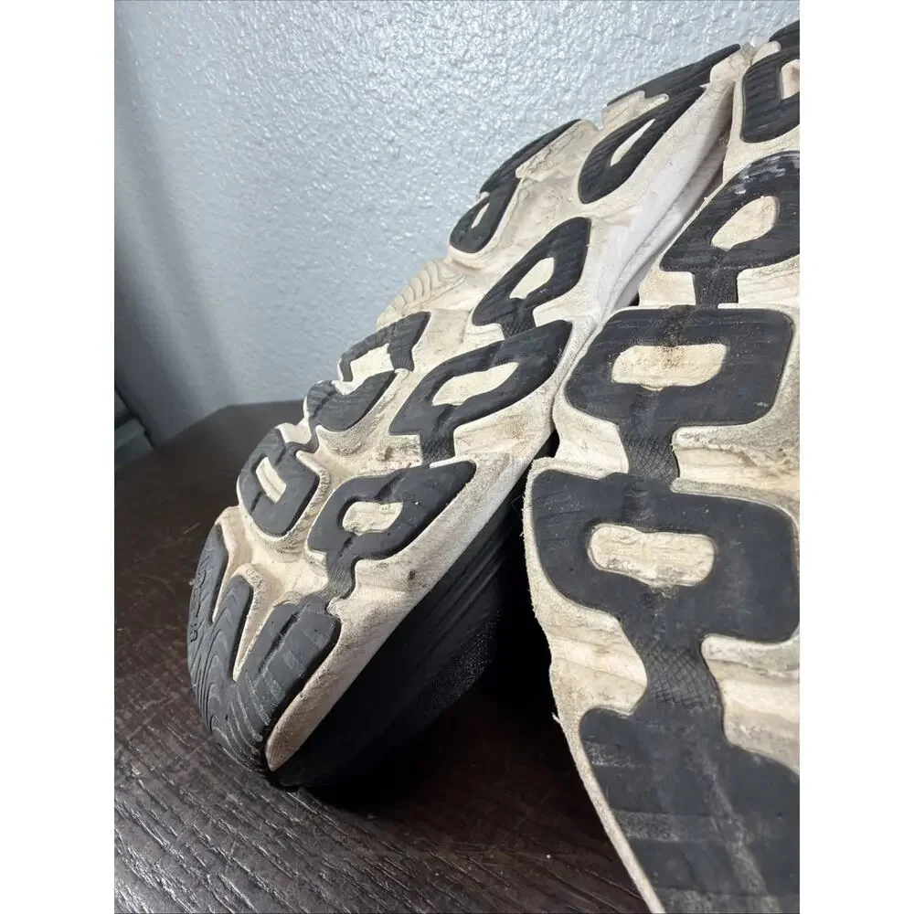 Hoka One One Womens Gaviota 5 1134235 BWHT Black Running Shoes Sneakers 8.5 B